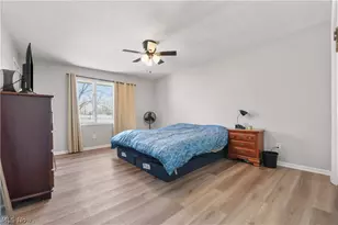 12447 Cleveland Ave NW, Uniontown, OH 44685 - Photo 28