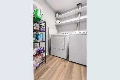 12447 Cleveland Avenue NW, Uniontown, OH 44685 - Photo 20