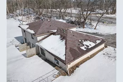 12447 Cleveland Avenue NW, Uniontown, OH 44685 - Photo 36