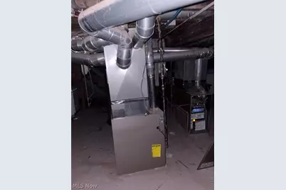 957 Parkway Road, Loveland, OH 44108 - Photo 12