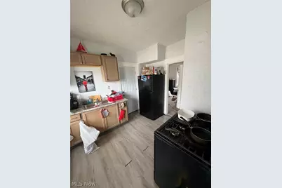 957 Parkway Road, Loveland, OH 44108 - Photo 6