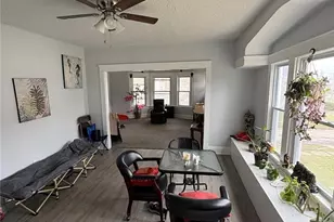 957 Parkway Rd, Loveland, OH 44108 - Photo 4