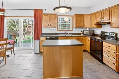 3412 Squires Bend, Cuyahoga Falls, OH 44223 - Photo 18