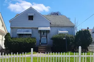 3709 E 106th St, Loveland, OH 44105 - Photo 2