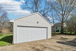 2825 Orchard Dr, Willoughby Hills, OH 44092 - Photo 38