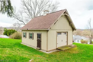 241 Monroe St, Fredericksburg, OH 44627 - Photo 4