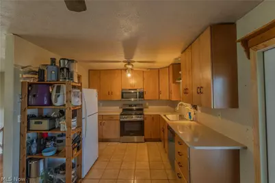 38 Southmoor Heights, Parkersburg, WV 26101 - Photo 6