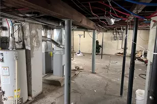 10001 Lamontier Ave, Loveland, OH 44104 - Photo 18