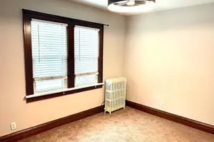 1715 Edgefield Rd, Lyndhurst, OH 44124 - Photo 10