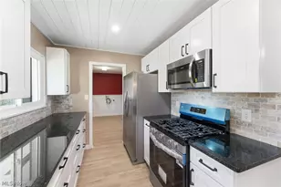 7070 Dogwood Ln, Mentor, OH 44060 - Photo 4