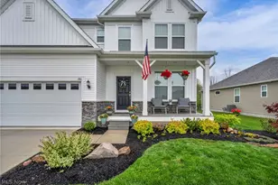 180 Country Mdw Ln, Wadsworth, OH 44281 - Photo 2
