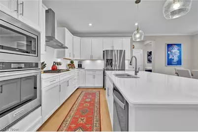 180 Country Meadow Lane, Wadsworth, OH 44281 - Photo 18