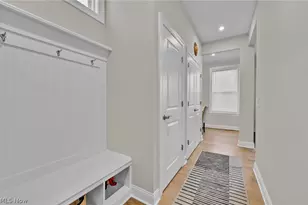 180 Country Mdw Ln, Wadsworth, OH 44281 - Photo 24