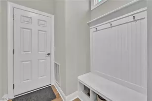 180 Country Mdw Ln, Wadsworth, OH 44281 - Photo 24