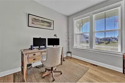 180 Country Meadow Lane, Wadsworth, OH 44281 - Photo 8