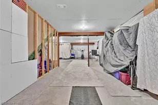 180 Country Mdw Ln, Wadsworth, OH 44281 - Photo 42