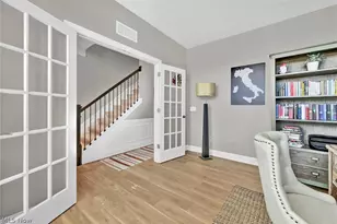 180 Country Mdw Ln, Wadsworth, OH 44281 - Photo 8