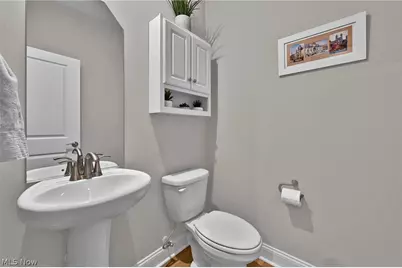 180 Country Meadow Lane, Wadsworth, OH 44281 - Photo 10