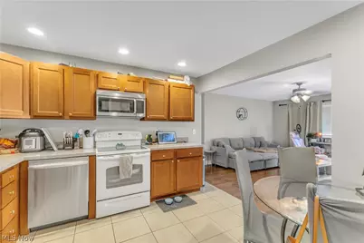 2587 Jaycox Road, Avon, OH 44011 - Photo 16