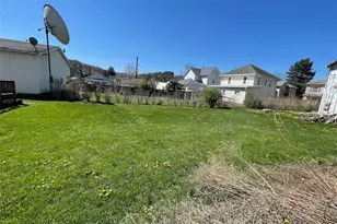 234 N Bridge St, Newcomerstown, OH 43832 - Photo 6