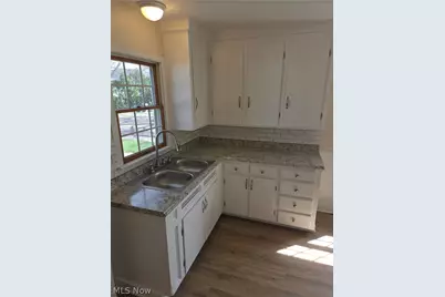 582 Roxbury Avenue, Youngstown, OH 44502 - Photo 16