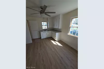 582 Roxbury Avenue, Youngstown, OH 44502 - Photo 12