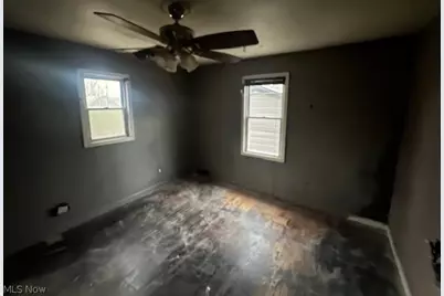 3218 Shadyside Drive, Hubbard, OH 44425 - Photo 6