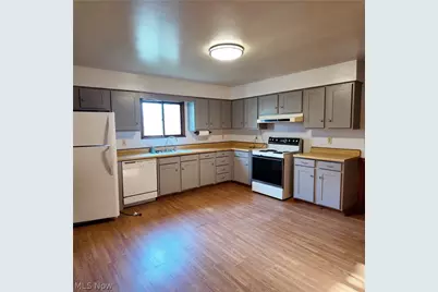 54059 Stop 32 Road, Bridgeport, OH 43912 - Photo 6