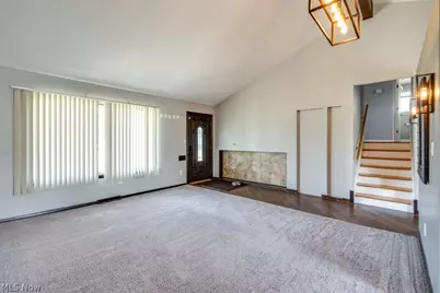 26288 Aaron Drive, Euclid, OH 44132 - Photo 8