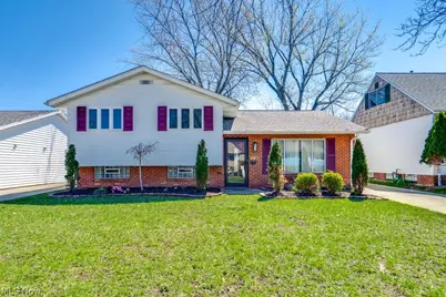 26288 Aaron Drive, Euclid, OH 44132 - Photo 1