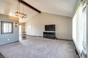 26288 Aaron Dr, Euclid, OH 44132 - Photo 6