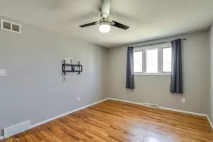 26288 Aaron Dr, Euclid, OH 44132 - Photo 24