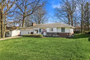 3337 Kingston Ln, Youngstown, OH 44511 - Photo 2