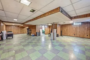 3337 Kingston Ln, Youngstown, OH 44511 - Photo 36