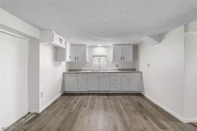 2523 Sherr Avenue SE, Canton, OH 44707 - Photo 10