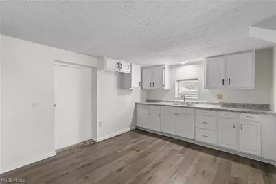 2523 Sherr Avenue SE, Canton, OH 44707 - Photo 12