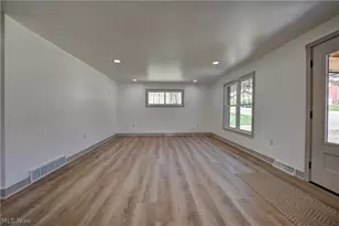 212 High St, Dover, OH 44622 - Photo 10