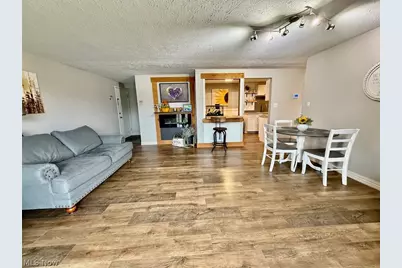 9831 Sunrise Boulevard #P27, North Royalton, OH 44133 - Photo 12
