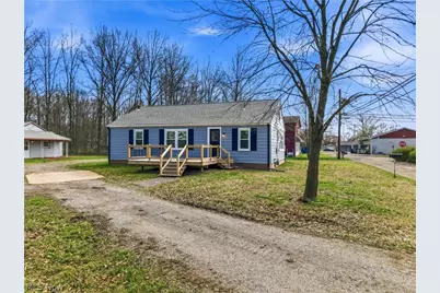 335 N 11th Street, Sebring, OH 44672 - Photo 1