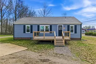 335 N 11th St, Sebring, OH 44672 - Photo 2