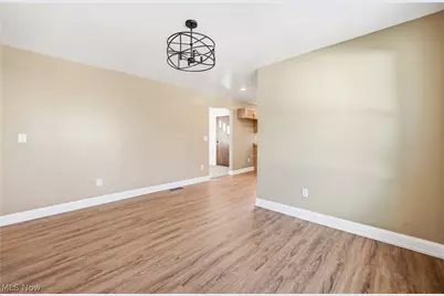 335 N 11th Street, Sebring, OH 44672 - Photo 12