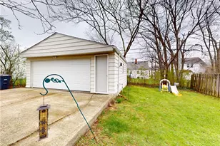 5162 Oakmont Dr, Lyndhurst, OH 44124 - Photo 36