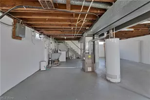 4465 Burkey Rd, Austintown, OH 44515 - Photo 18