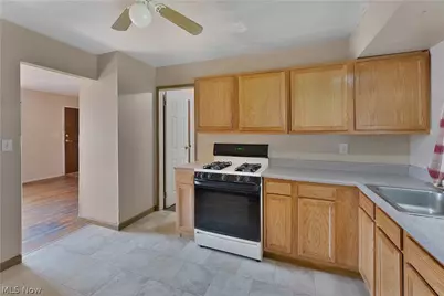 4465 Burkey Road, Austintown, OH 44515 - Photo 14