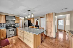 13160 Stoney Springs Dr, Chardon, OH 44024 - Photo 16