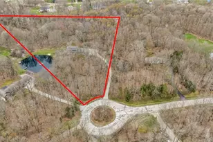 13160 Stoney Springs Dr, Chardon, OH 44024 - Photo 2