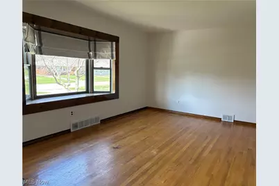 355 Gayle Drive, Sheffield Lake, OH 44054 - Photo 2