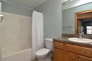 8337 Burlington Dr, North Ridgeville, OH 44039 - Photo 36