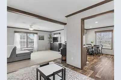 4822 Valley Hills Drive, Ravenna, OH 44266 - Photo 8