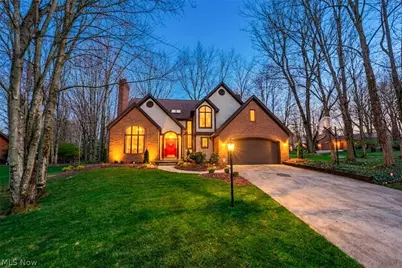 3470 Hunters Crossing, Stow, OH 44224 - Photo 2